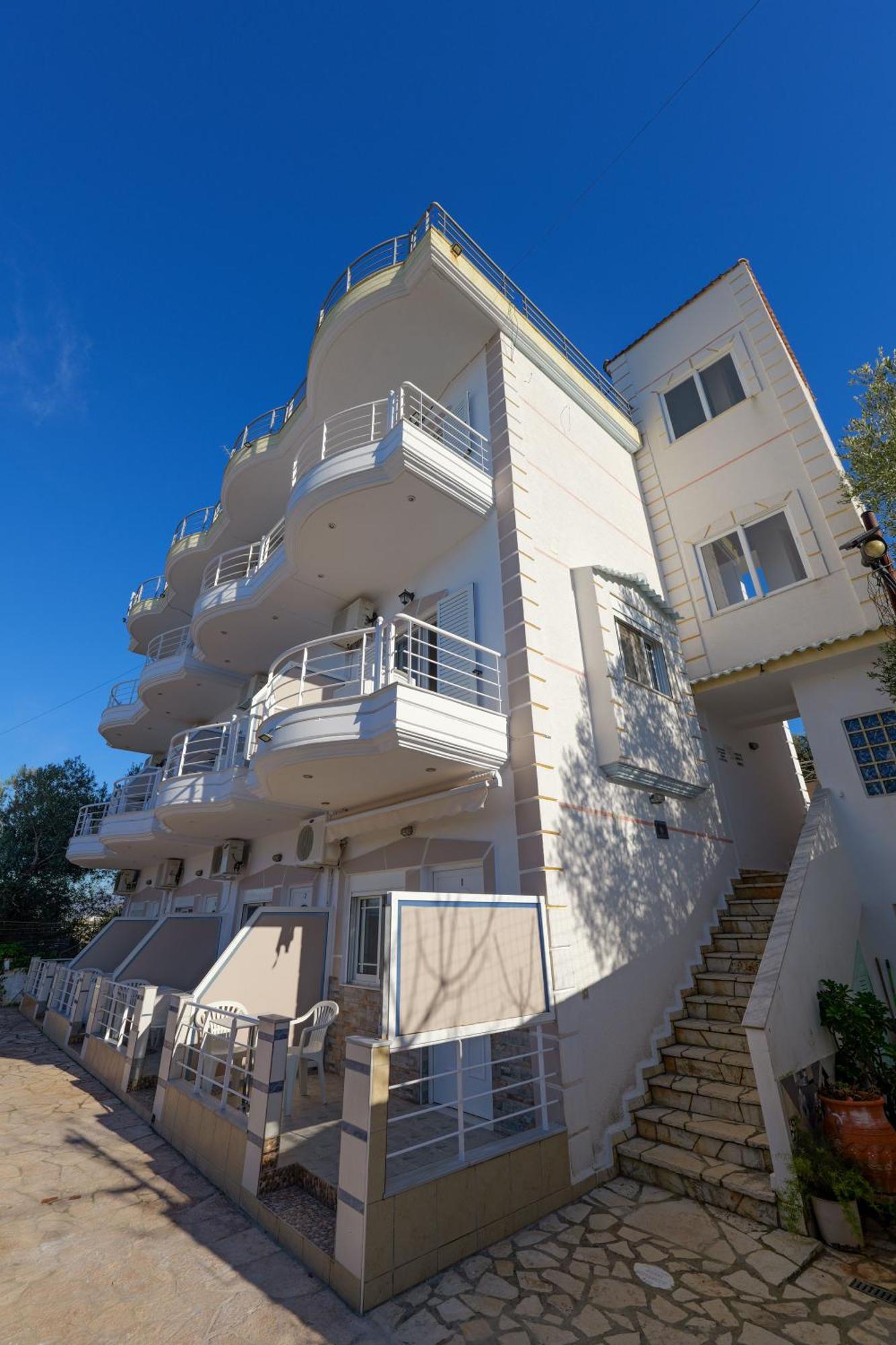 Seaview Apartaments Ksamil Exterior photo